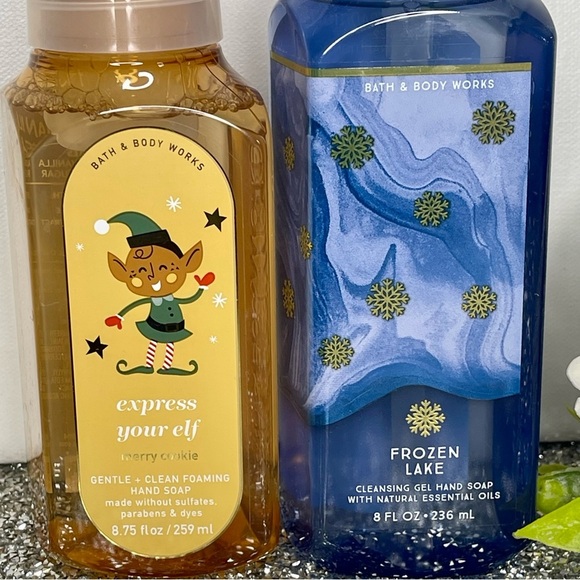 Bath & Body Works Hand Soap Merry Cookie & Frozen Lake Winter Scents Nwt - Picture 3 of 4